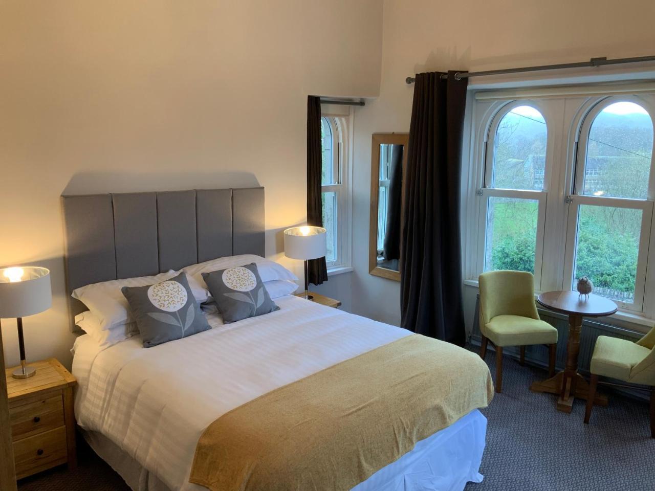 The Sun Inn Troutbeck Bridge Екстериор снимка